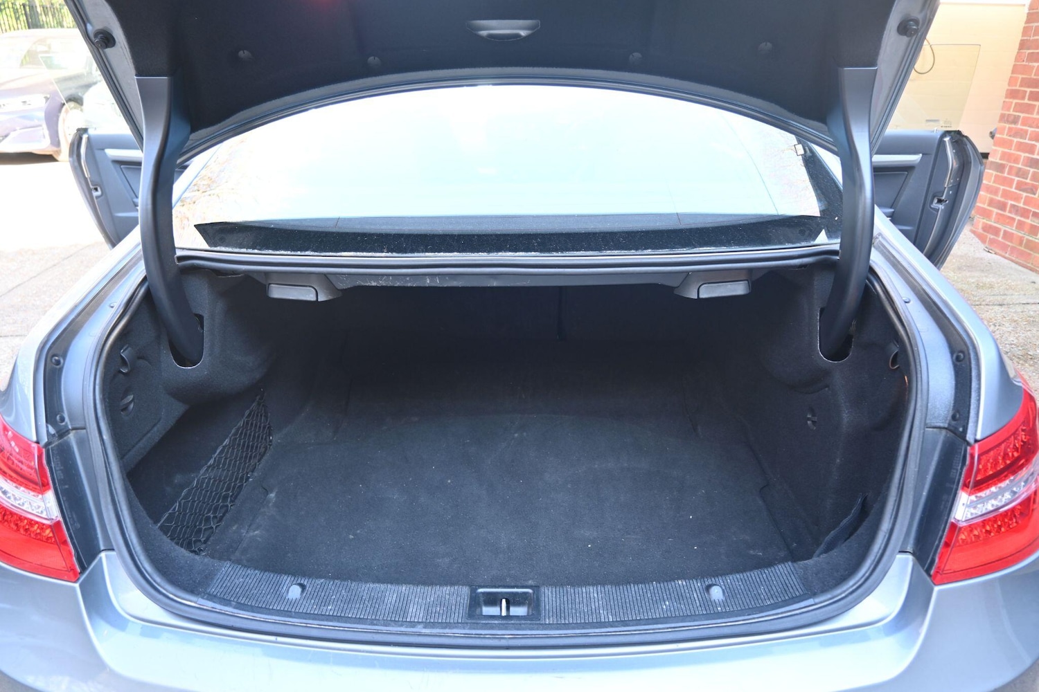 Used Mercedes-Benz E Class 2013 for sale - 78115789: Photo 21