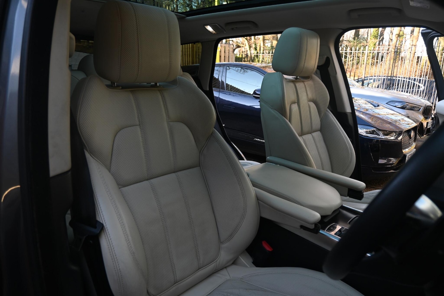 Used Land Rover Range Rover Sport for sale - 77671660: Photo 16