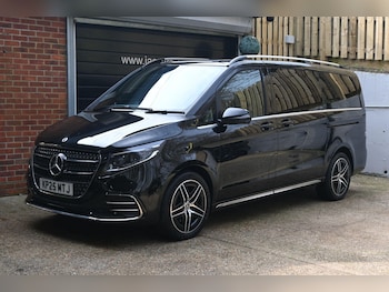 Used Mercedes-Benz V-Class 2025 for sale - 77940367: Photo