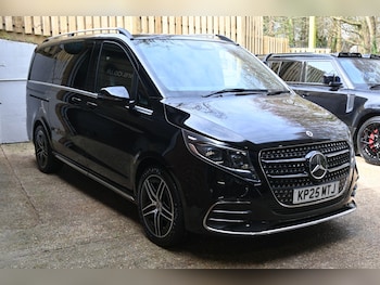 Used Mercedes-Benz V-Class 2025 for sale - 77940367: Photo