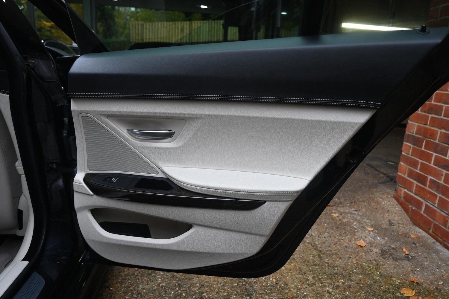 Used BMW 6 Series Gran Coupe 2013 for sale - 76433250: Photo 31