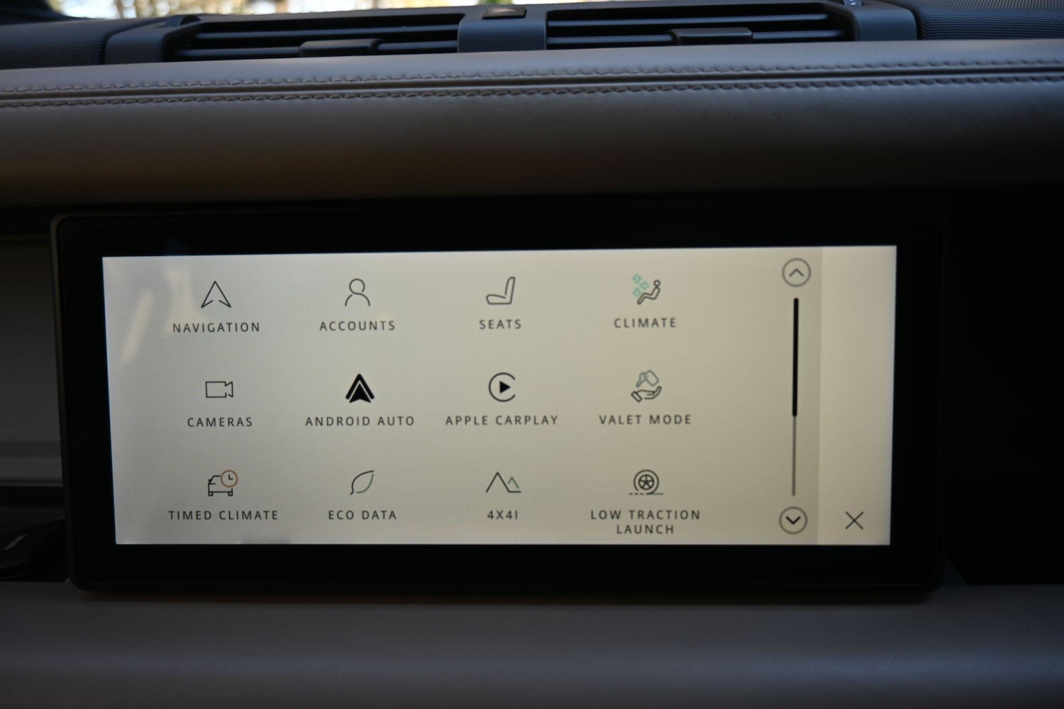 Used Land Rover Defender 110 2020 for sale - 78157861: Photo 12