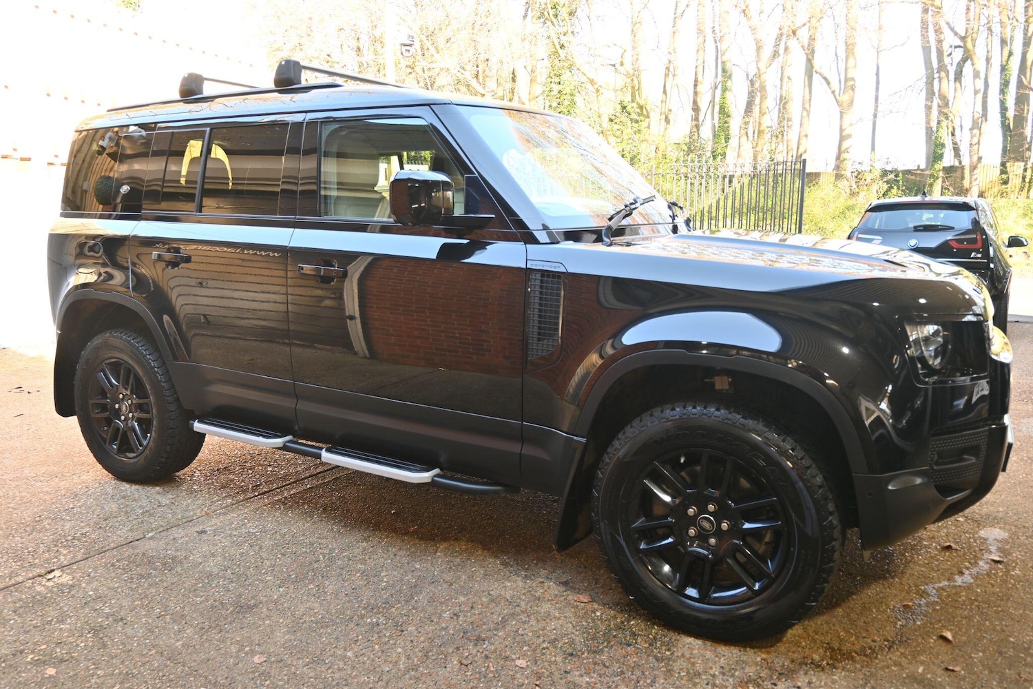 Used Land Rover Defender 110 2020 for sale - 78157861: Photo 5