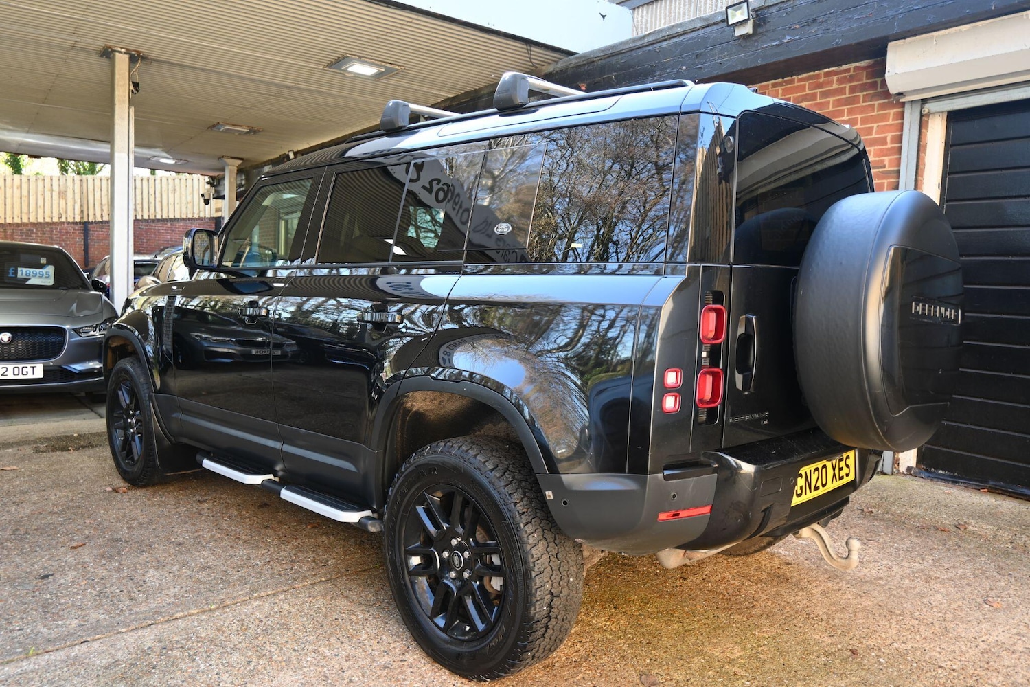 Used Land Rover Defender 110 2020 for sale - 78157861: Photo 7