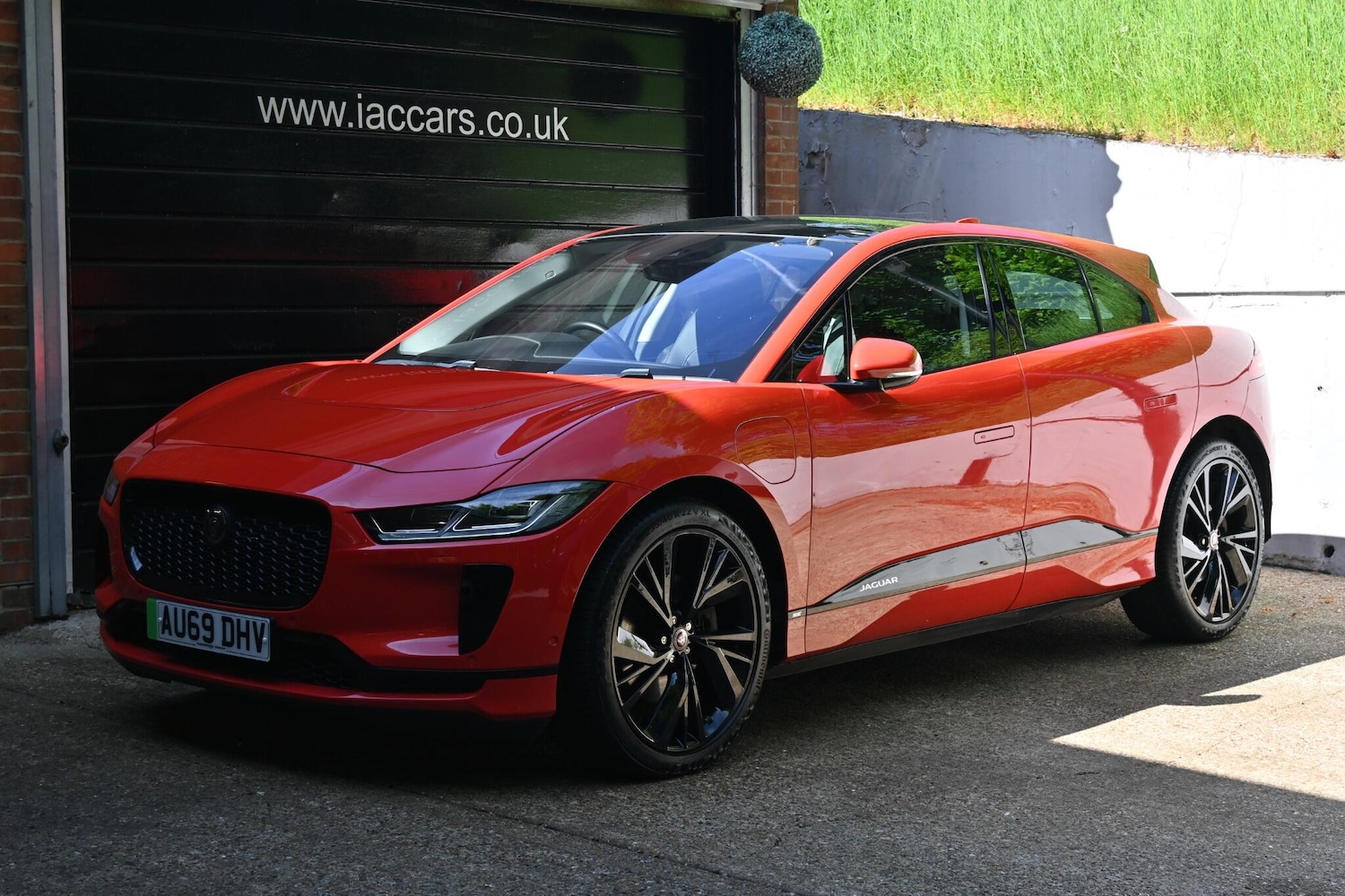 Used Jaguar I-Pace 2019 for sale - 76137936: Photo 1