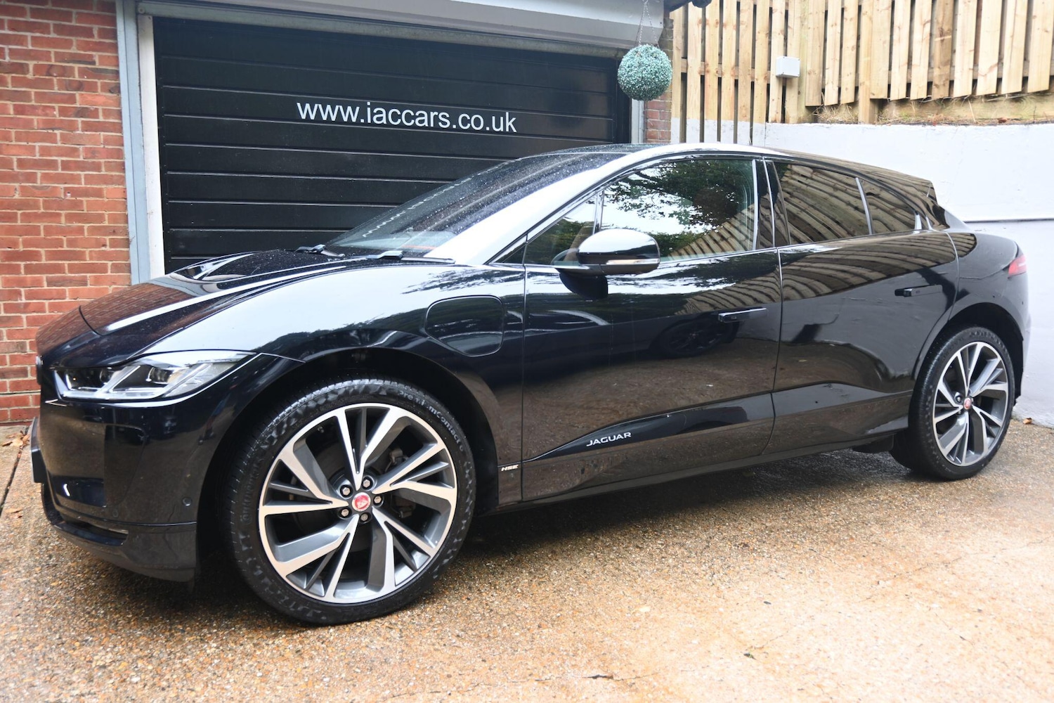 Used Jaguar I-Pace 2019 for sale - 76573575: Photo 4