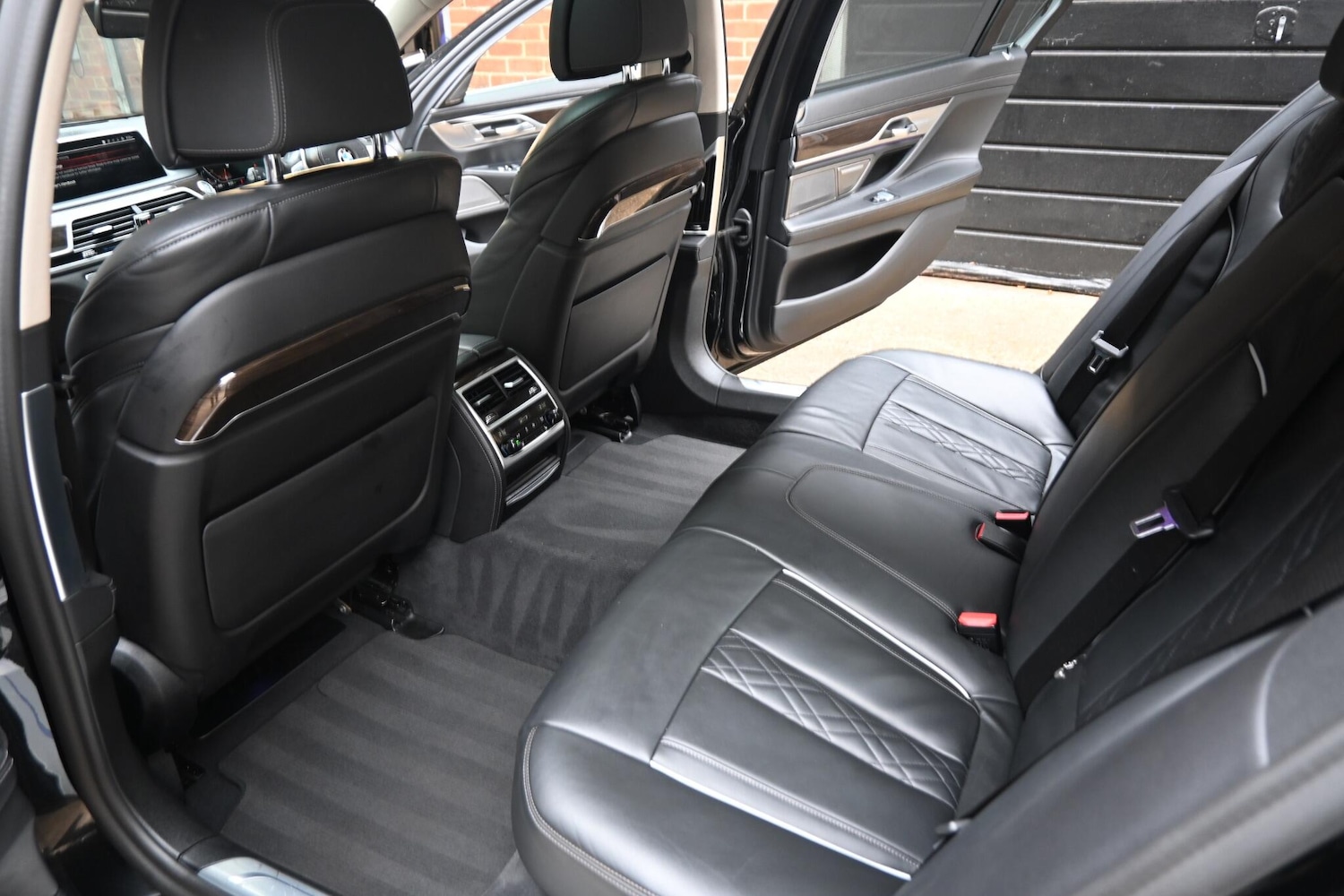 Used BMW 7 Series 2025 for sale - 76606884: Photo 27