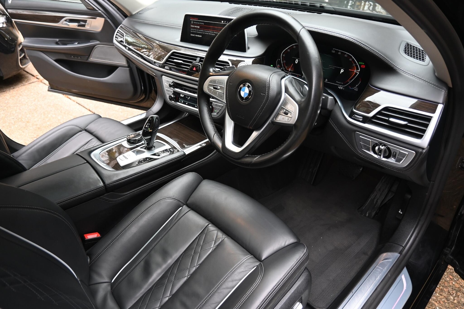 Used BMW 7 Series 2025 for sale - 76606884: Photo 9