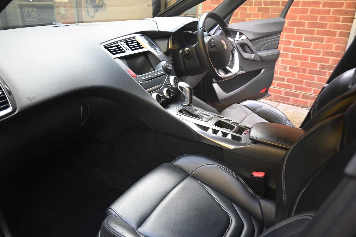 Used DS Automobiles DS 5 2017 for sale - 76389120: Photo 11