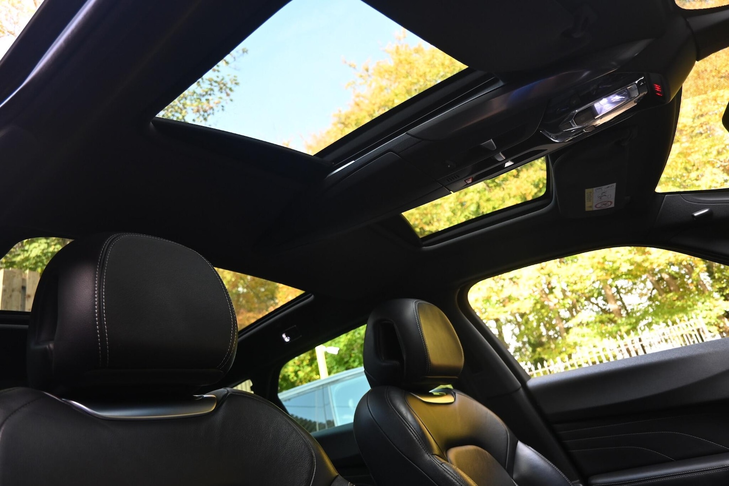 Used DS Automobiles DS 5 2017 for sale - 76389120: Photo 24