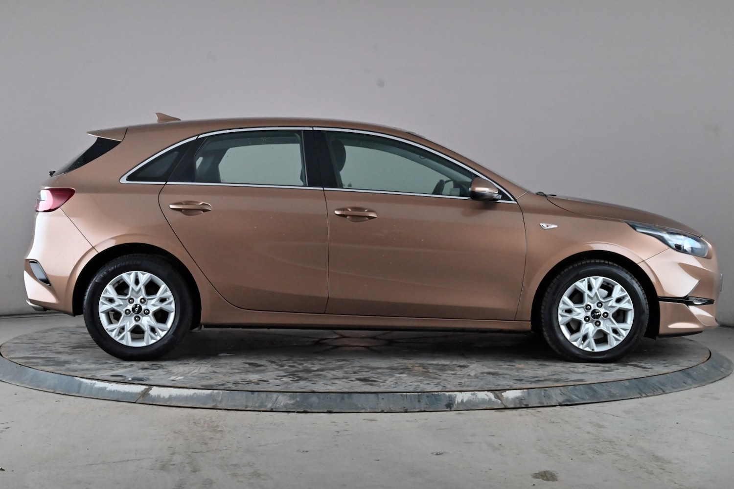 Used Kia Ceed 2022 for sale - 77328975: Photo 4