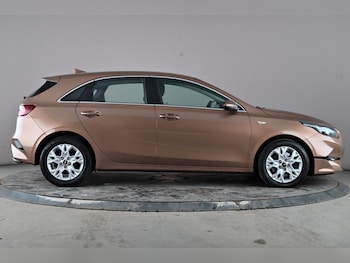 Used Kia Ceed 2022 for sale - 77328975: Photo