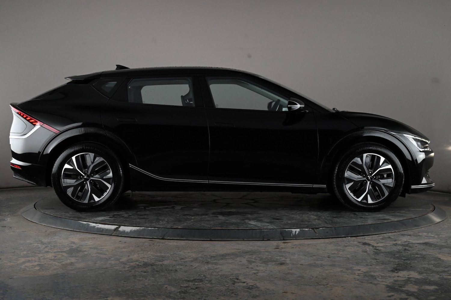 Used Kia EV6 2023 for sale - 76488257: Photo 4