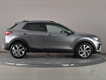 Used Kia Stonic 2024 for sale - 79241002: Photo