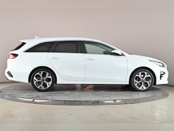 Used Kia Ceed 2020 for sale - 78012585: Photo