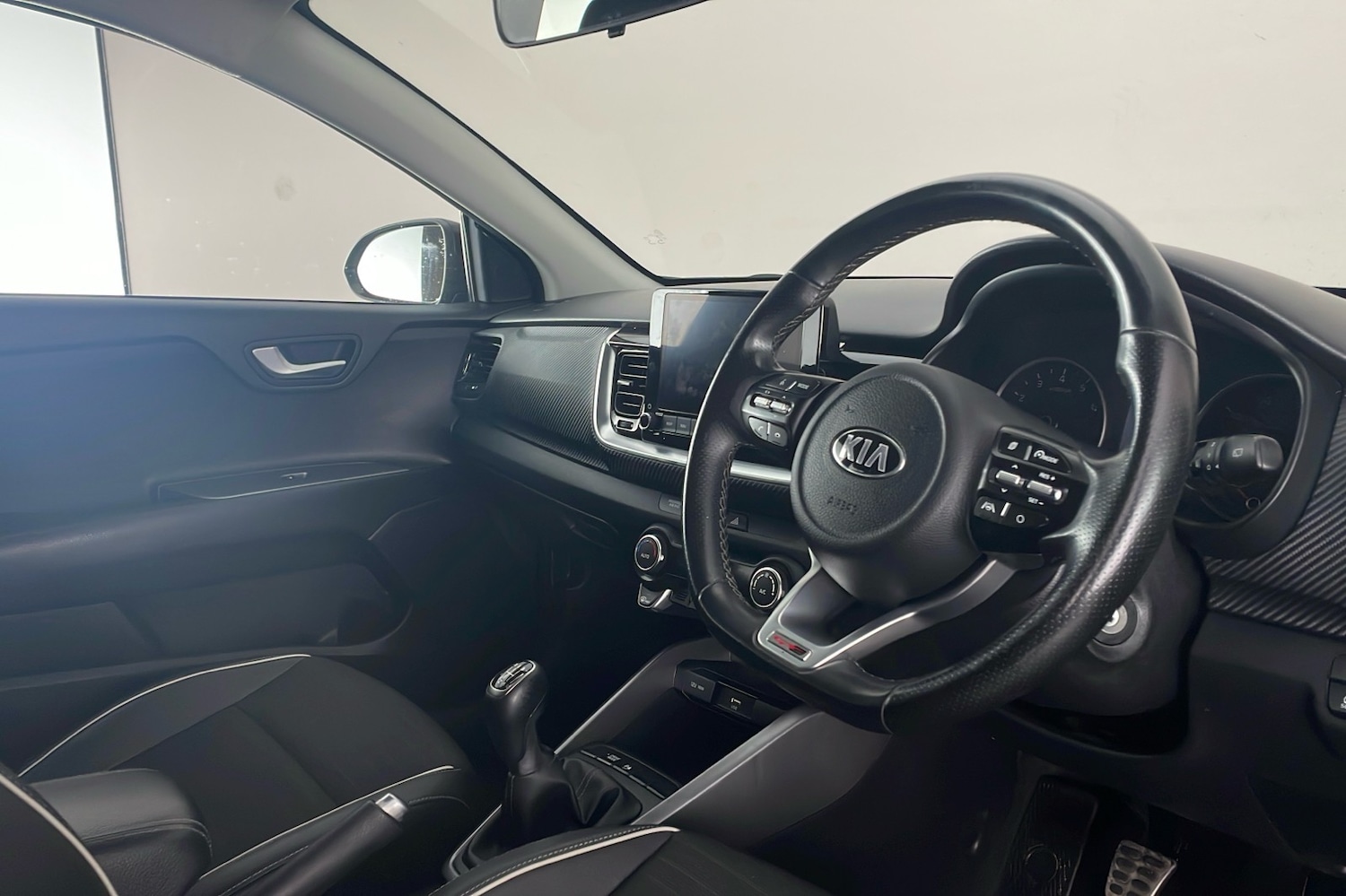 Used Kia Stonic 2021 for sale - 76148830: Photo 11