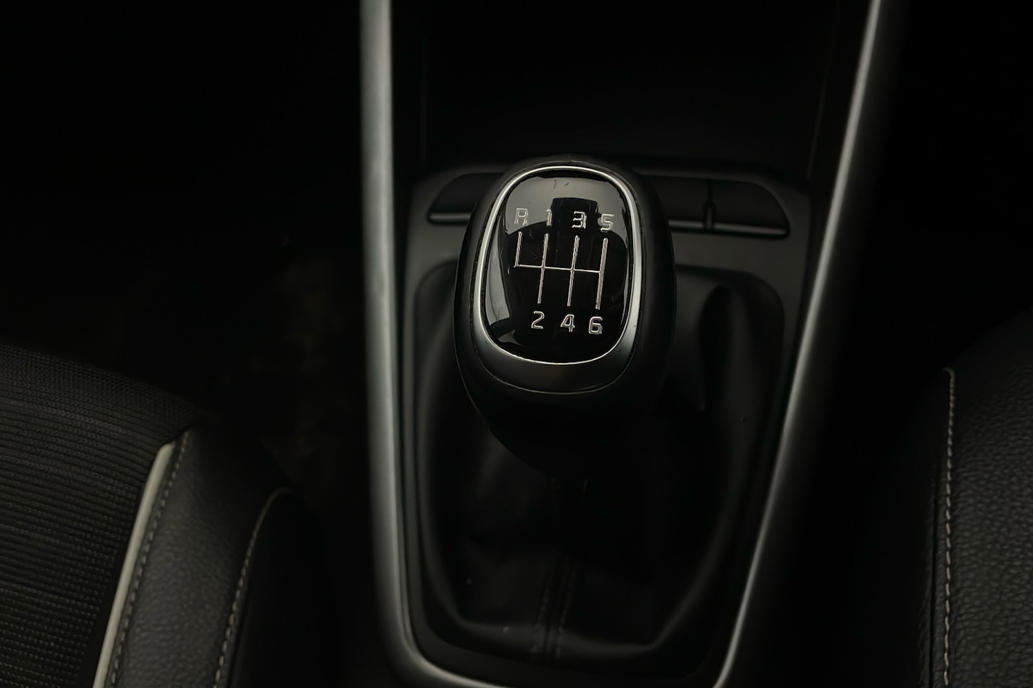 Used Kia Stonic 2021 for sale - 76148830: Photo 12