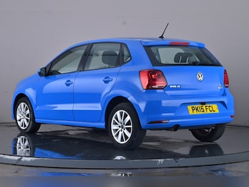 Used Volkswagen Polo 2015 for sale - 75936157: Photo