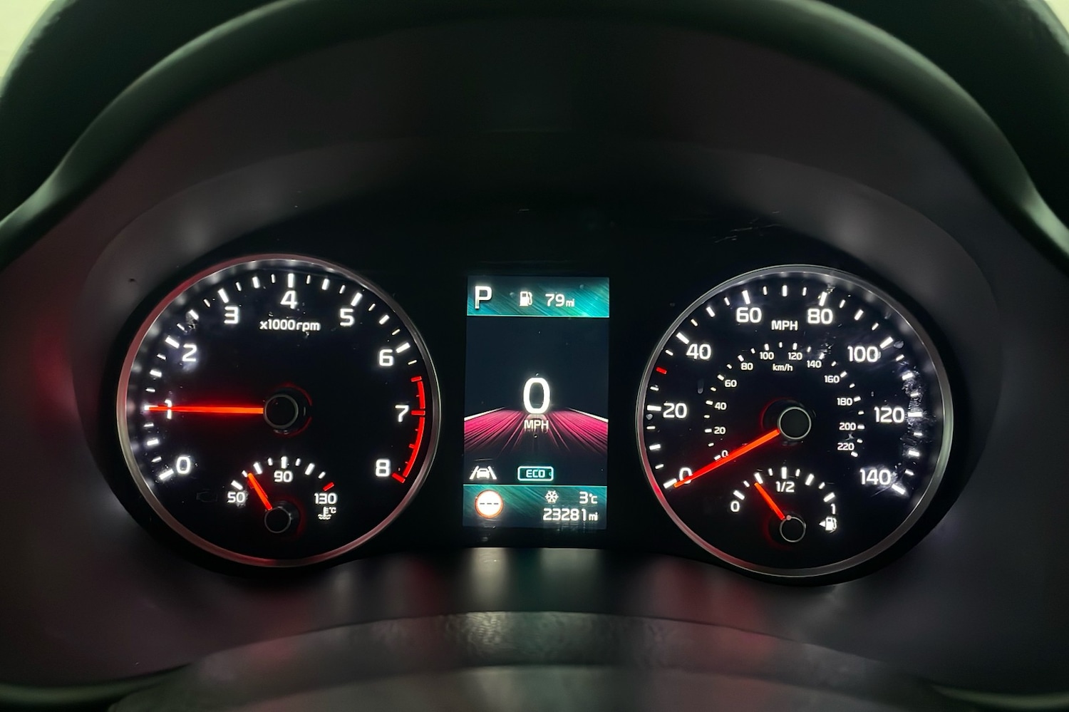 Used Kia Stonic 2024 for sale - 76627673: Photo 13