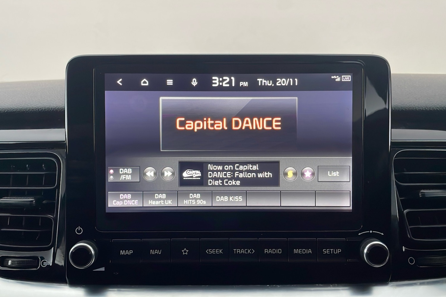 Used Kia Stonic 2024 for sale - 76627673: Photo 18