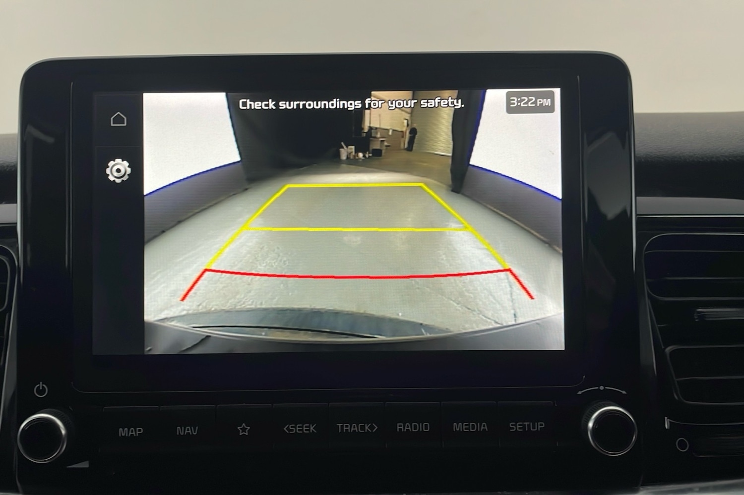 Used Kia Stonic 2024 for sale - 76627673: Photo 21