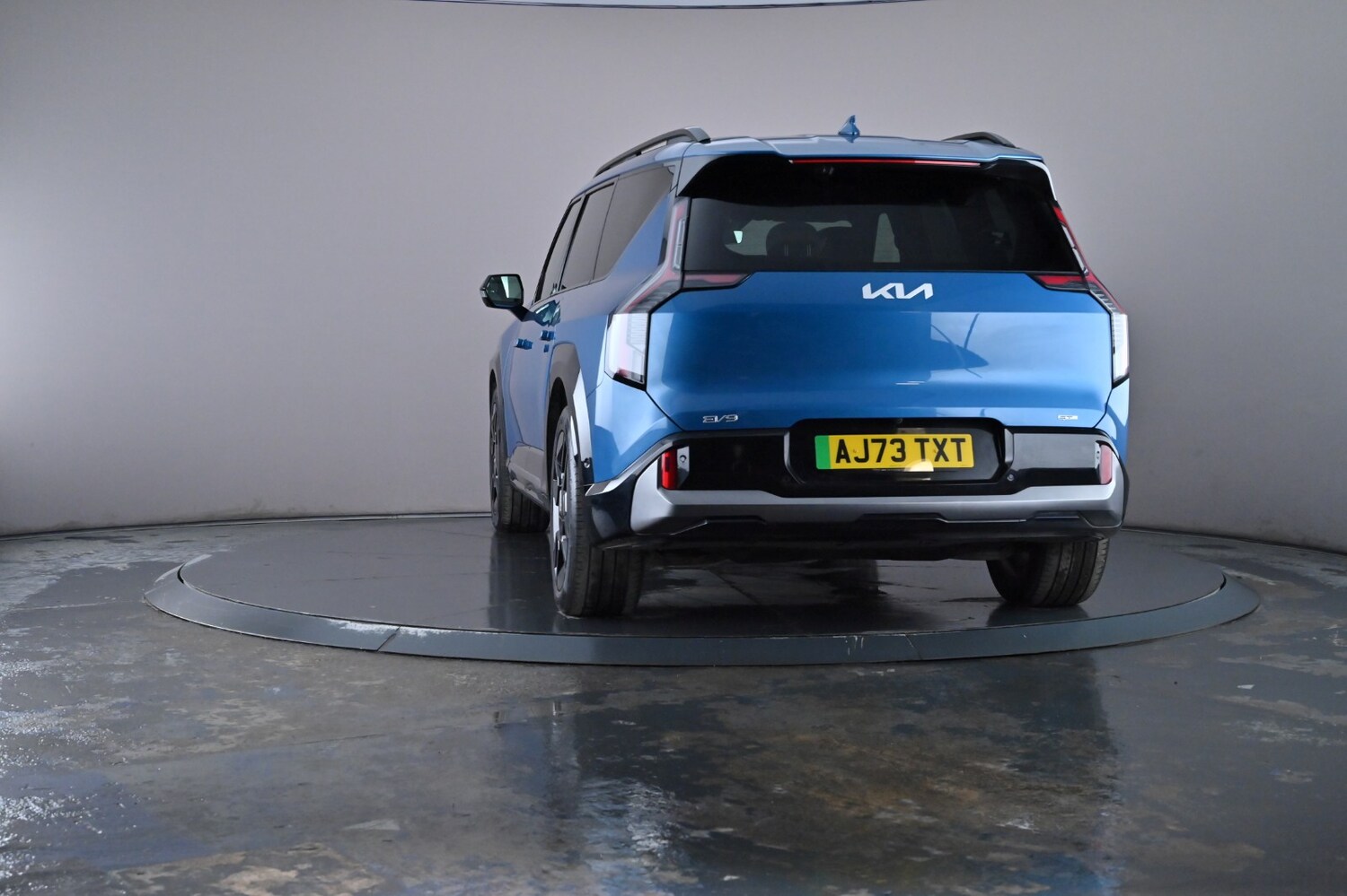 Vehicle 23