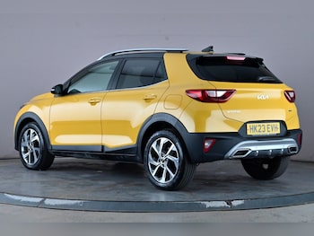 Used Kia Stonic 2023 for sale - 79272436: Photo