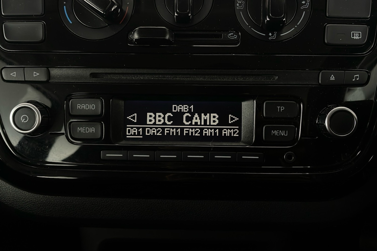 Used Volkswagen up! 2015 for sale - 76380261: Photo 15