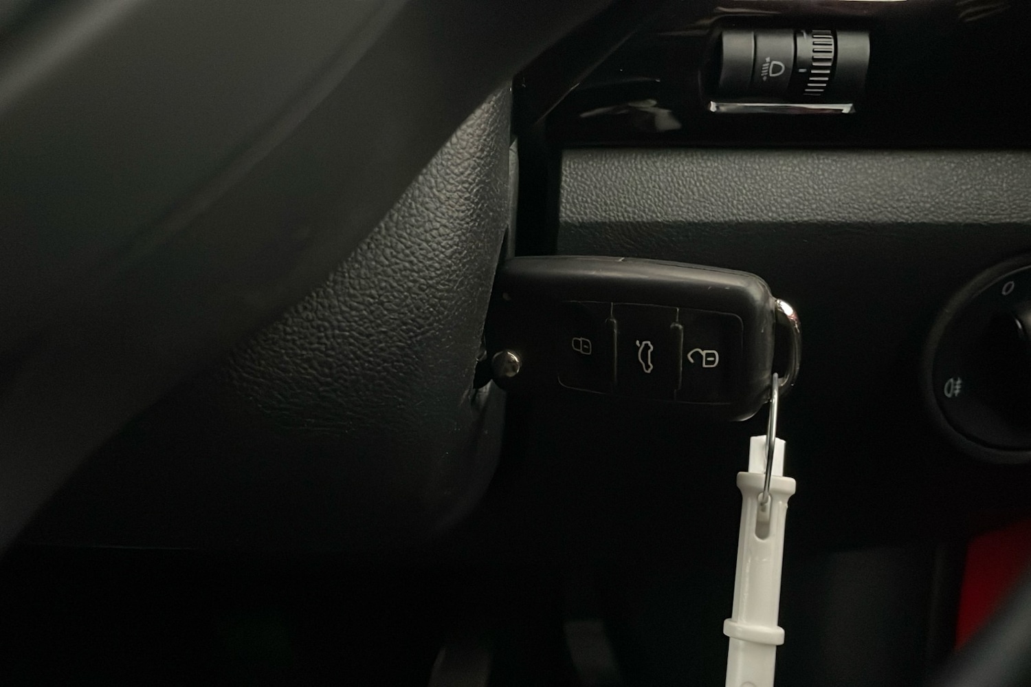 Used Volkswagen up! 2015 for sale - 76380261: Photo 16