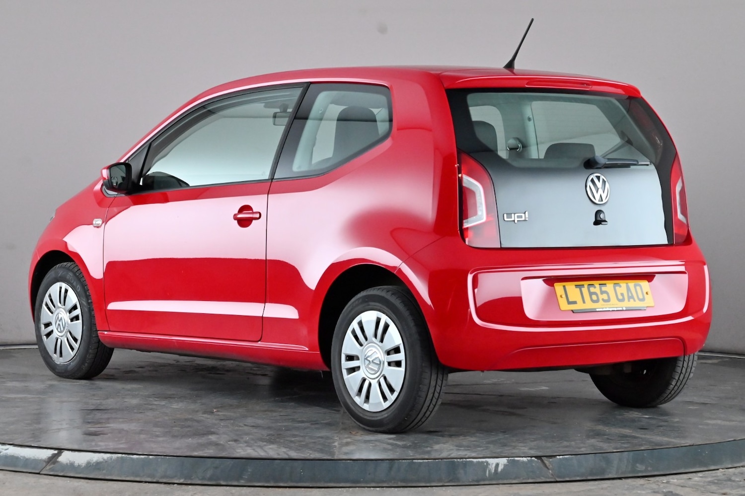 Used Volkswagen up! 2015 for sale - 76380261: Photo 4