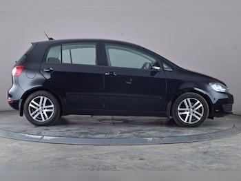 Used Volkswagen Golf Plus 2013 for sale - 76243470: Photo