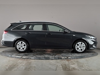 Used Kia Ceed 2025 for sale - 77129298: Photo