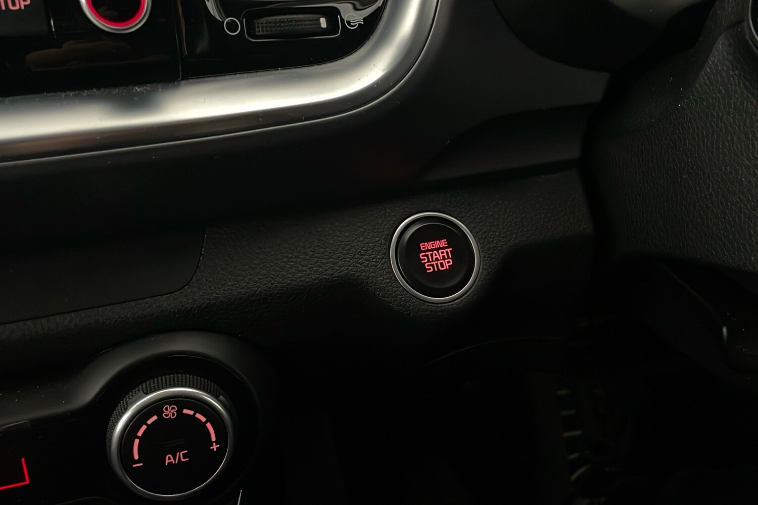 Used Kia Stonic 2025 for sale - 75936272: Photo 19