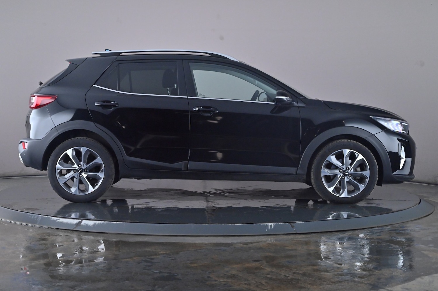 Used Kia Stonic 2025 for sale - 75936272: Photo 4