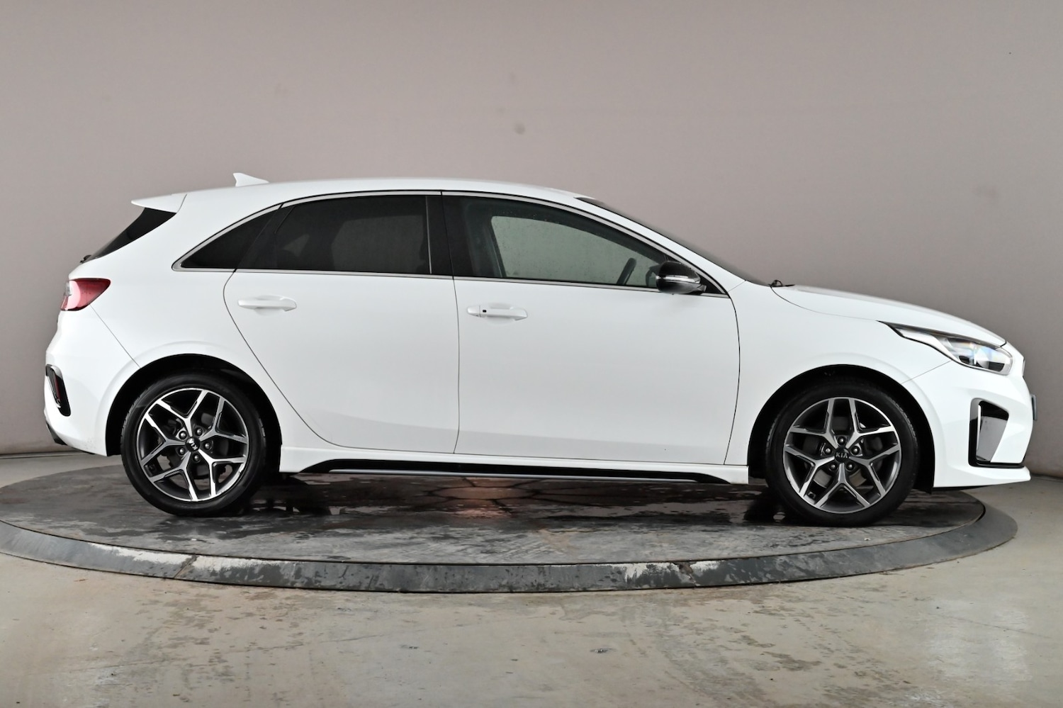 Used Kia Ceed 2020 for sale - 76979019: Photo 4