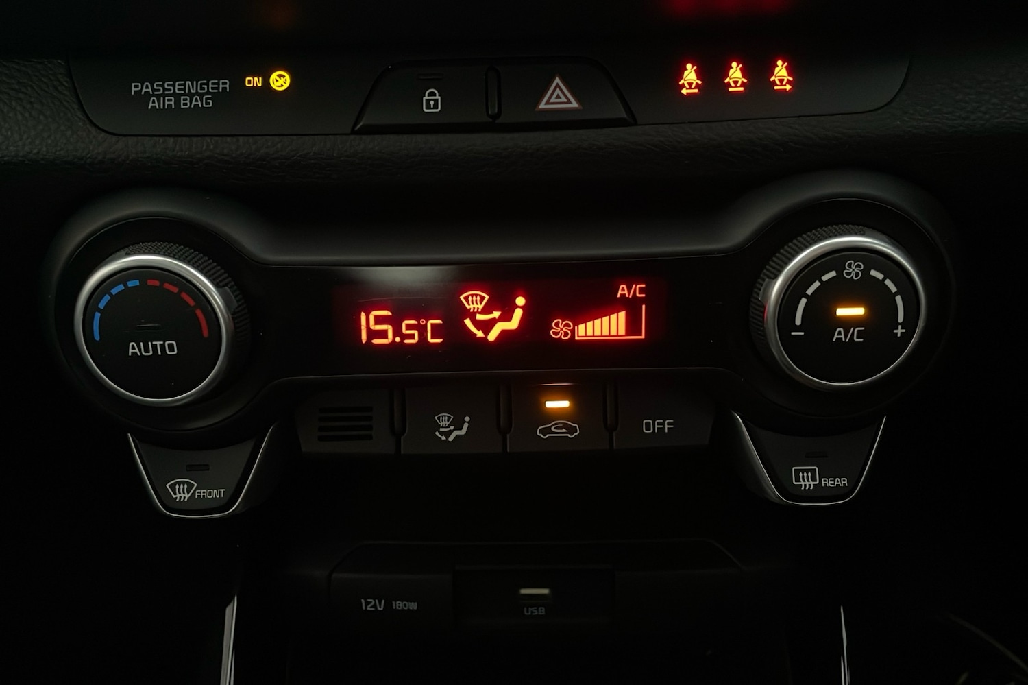 Used Kia Stonic 2022 for sale - 77219864: Photo 14