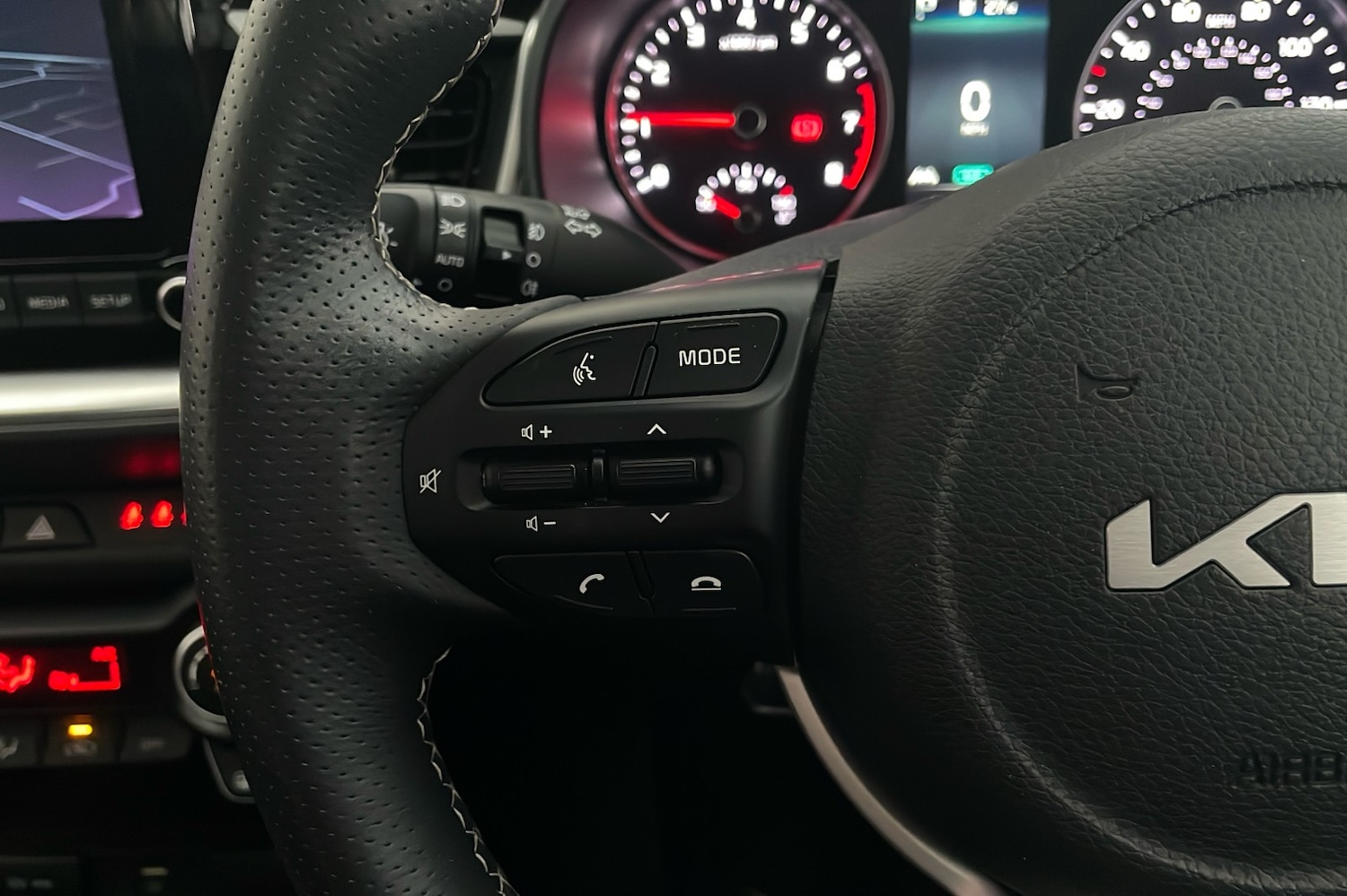 Used Kia Stonic 2022 for sale - 77219864: Photo 15