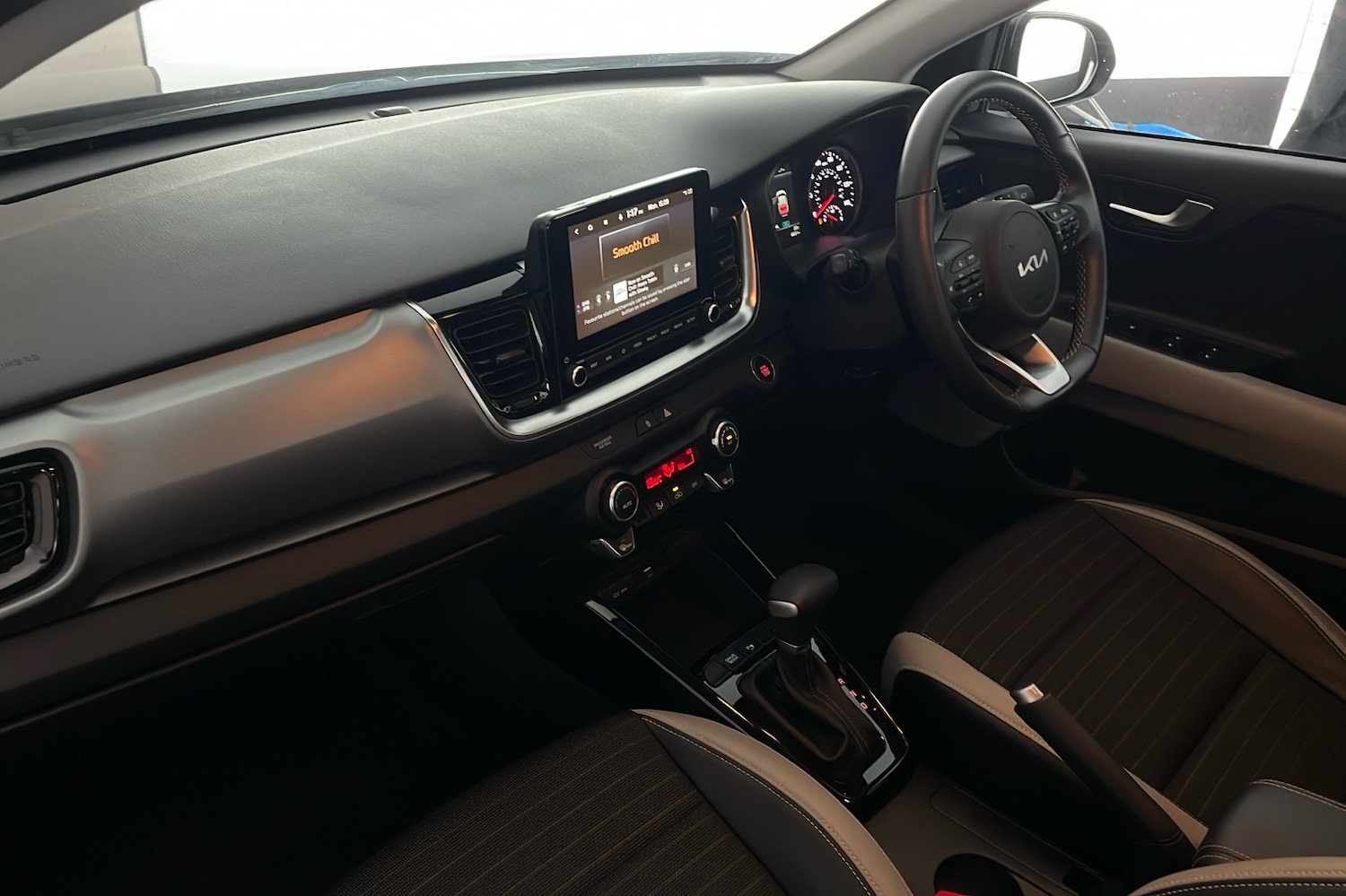 Used Kia Stonic 2022 for sale - 77219864: Photo 20