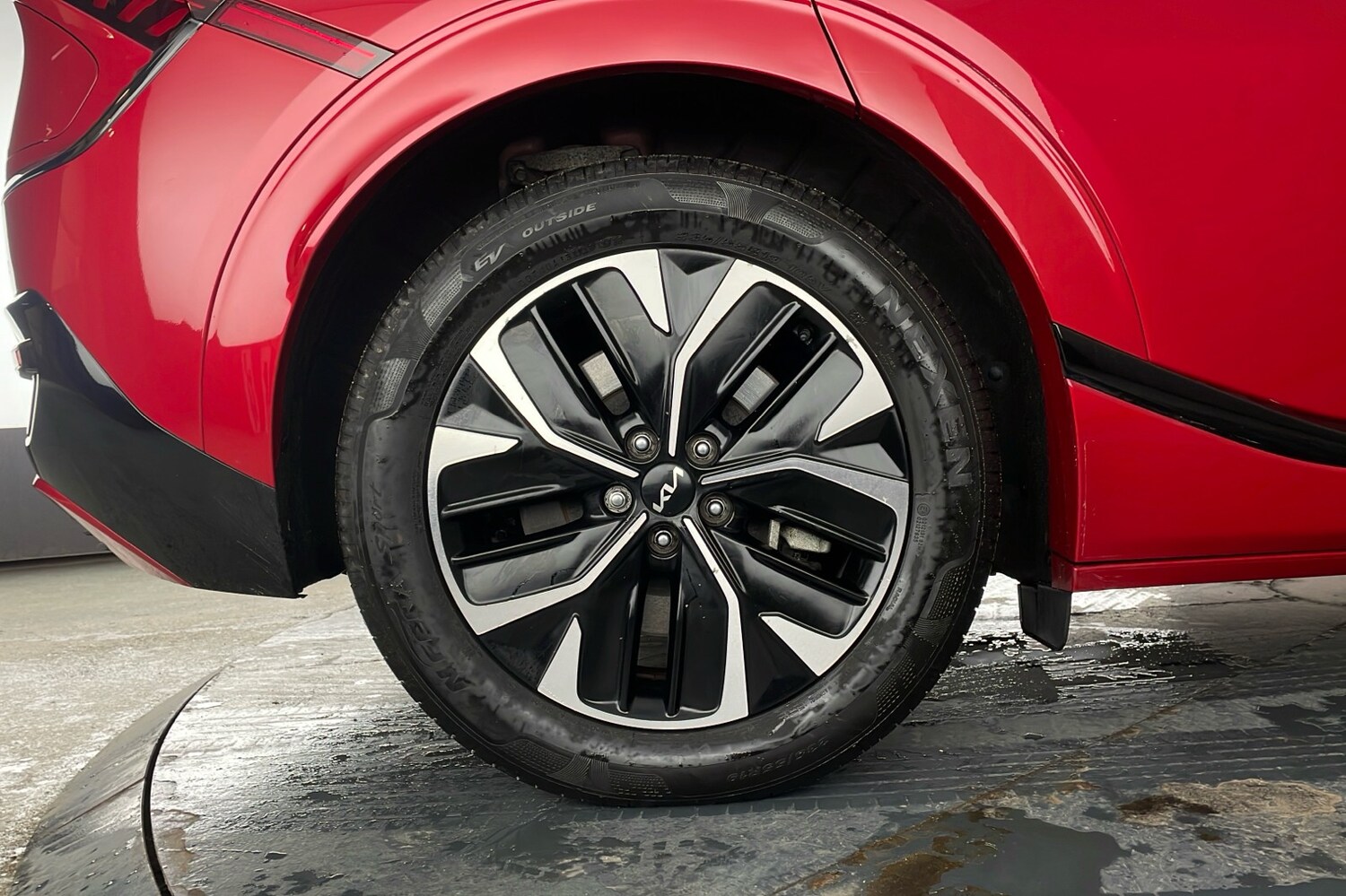 Used Kia EV6 2022 for sale - 76932081: Photo 8