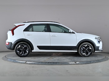 Used Kia Niro 2024 for sale - 77629883: Photo