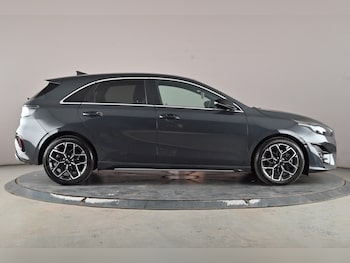 Used Kia Ceed 2023 for sale - 78103862: Photo