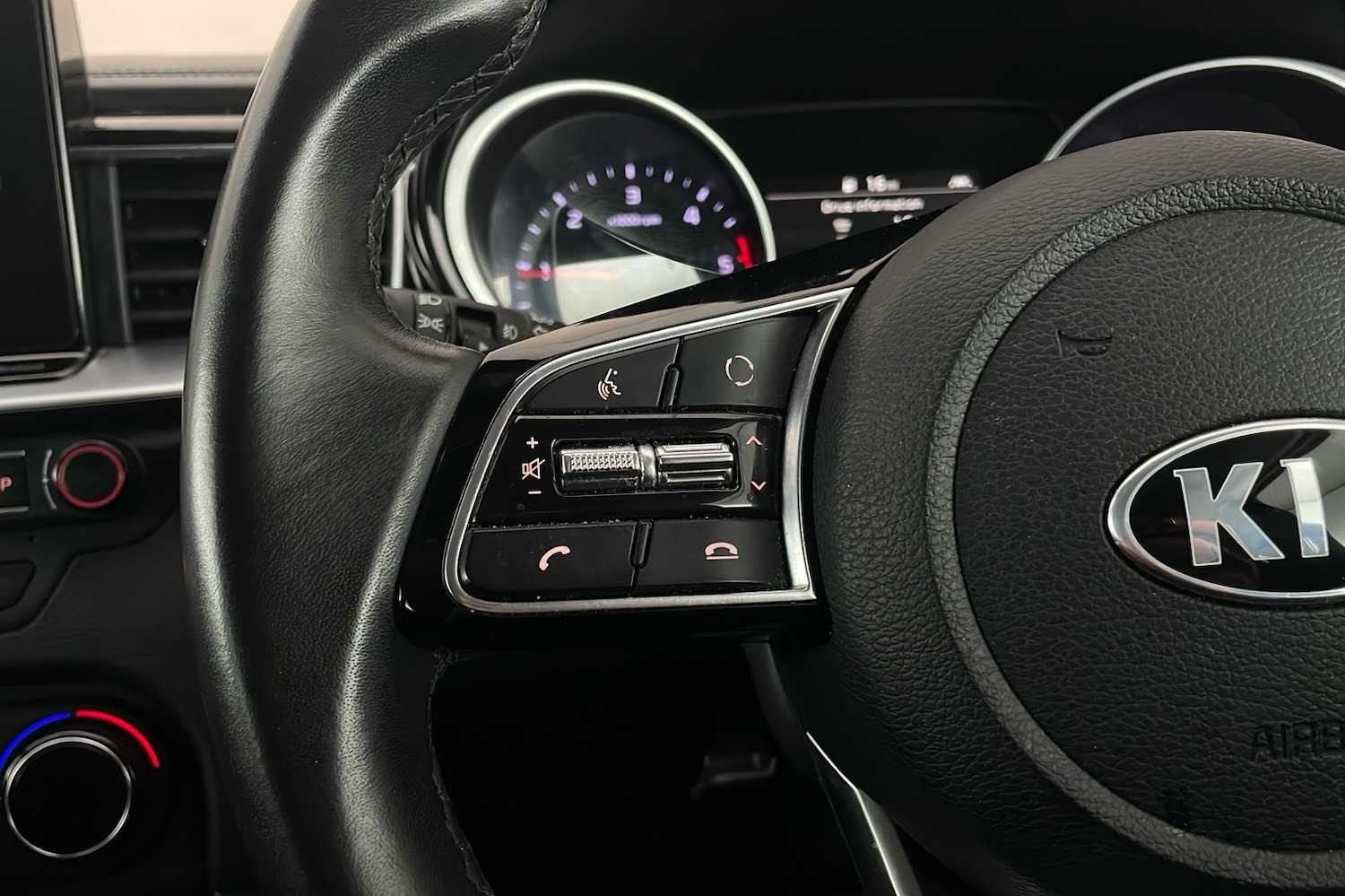 Used Kia Ceed 2019 for sale - 76986679: Photo 15