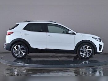 Used Kia Stonic 2023 for sale - 75962147: Photo
