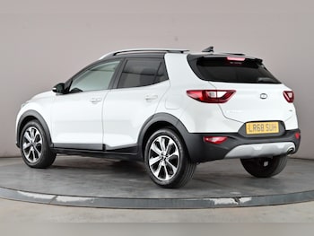 Used Kia Stonic 2018 for sale - 78683106: Photo