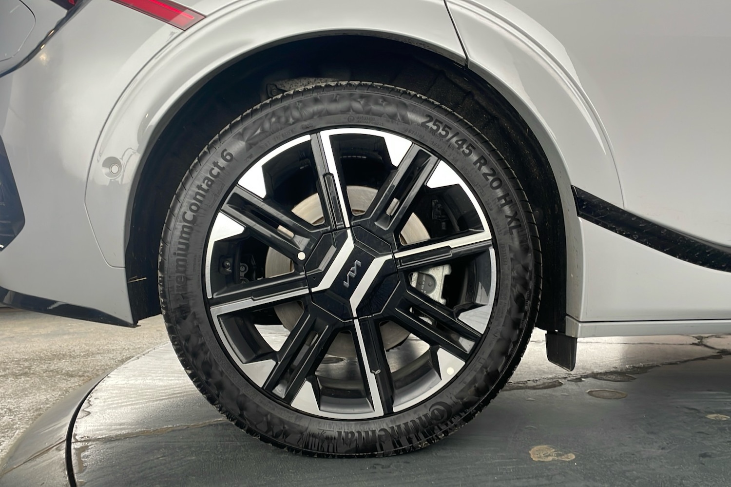 Used Kia EV6 2025 for sale - 76280724: Photo 8