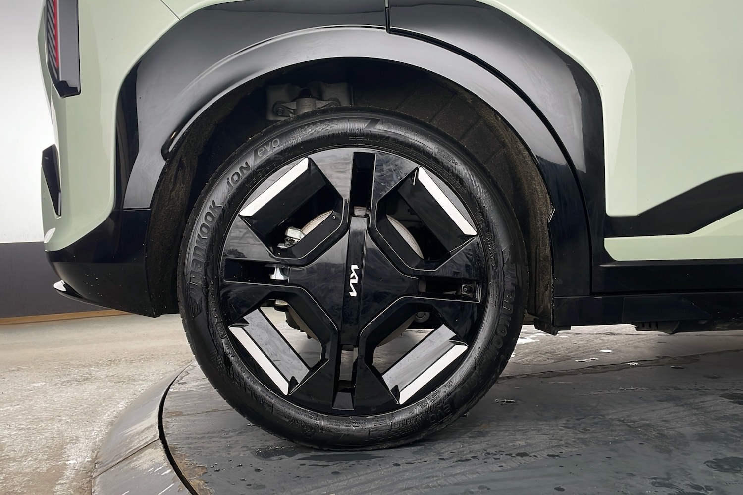 Used Kia EV3 2025 for sale - 77129295: Photo 8