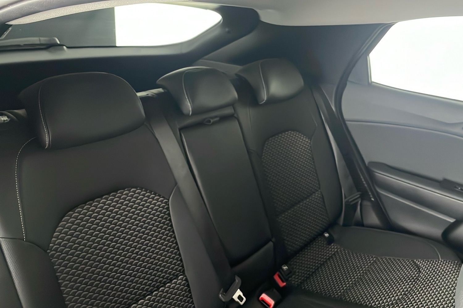 Used Kia XCeed 2024 for sale - 76805229: Photo 10