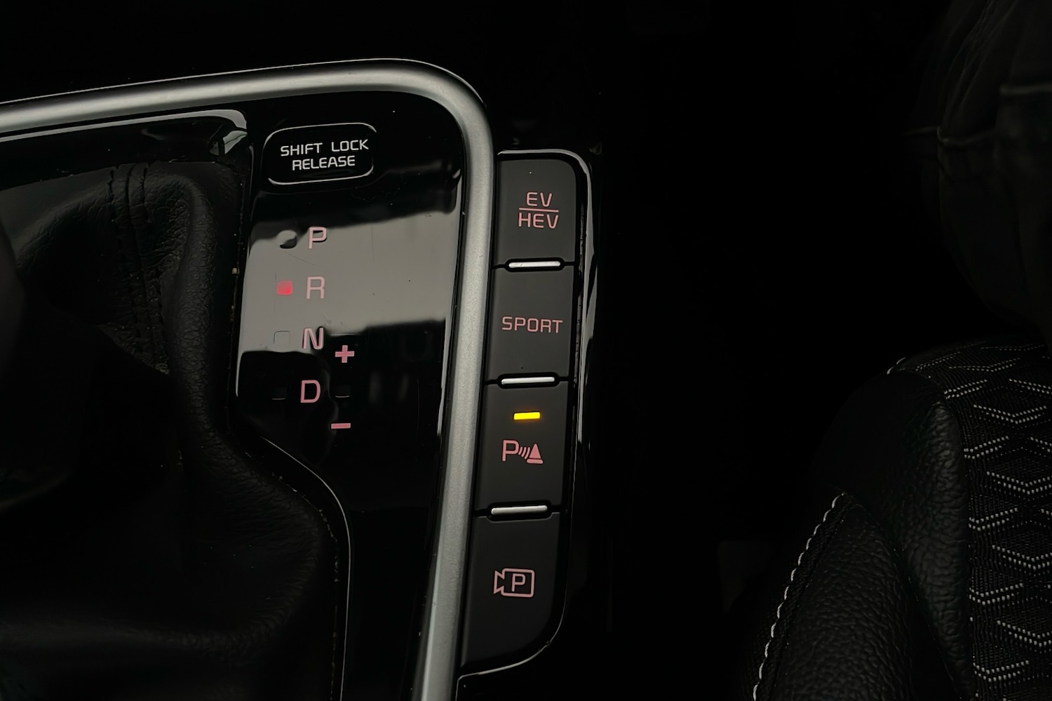 Used Kia XCeed 2024 for sale - 76805229: Photo 24