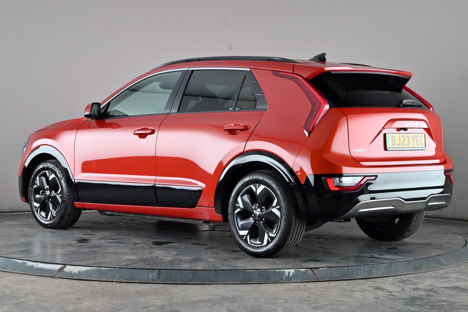 Used Kia Niro 2023 for sale - 77473192: Photo 5