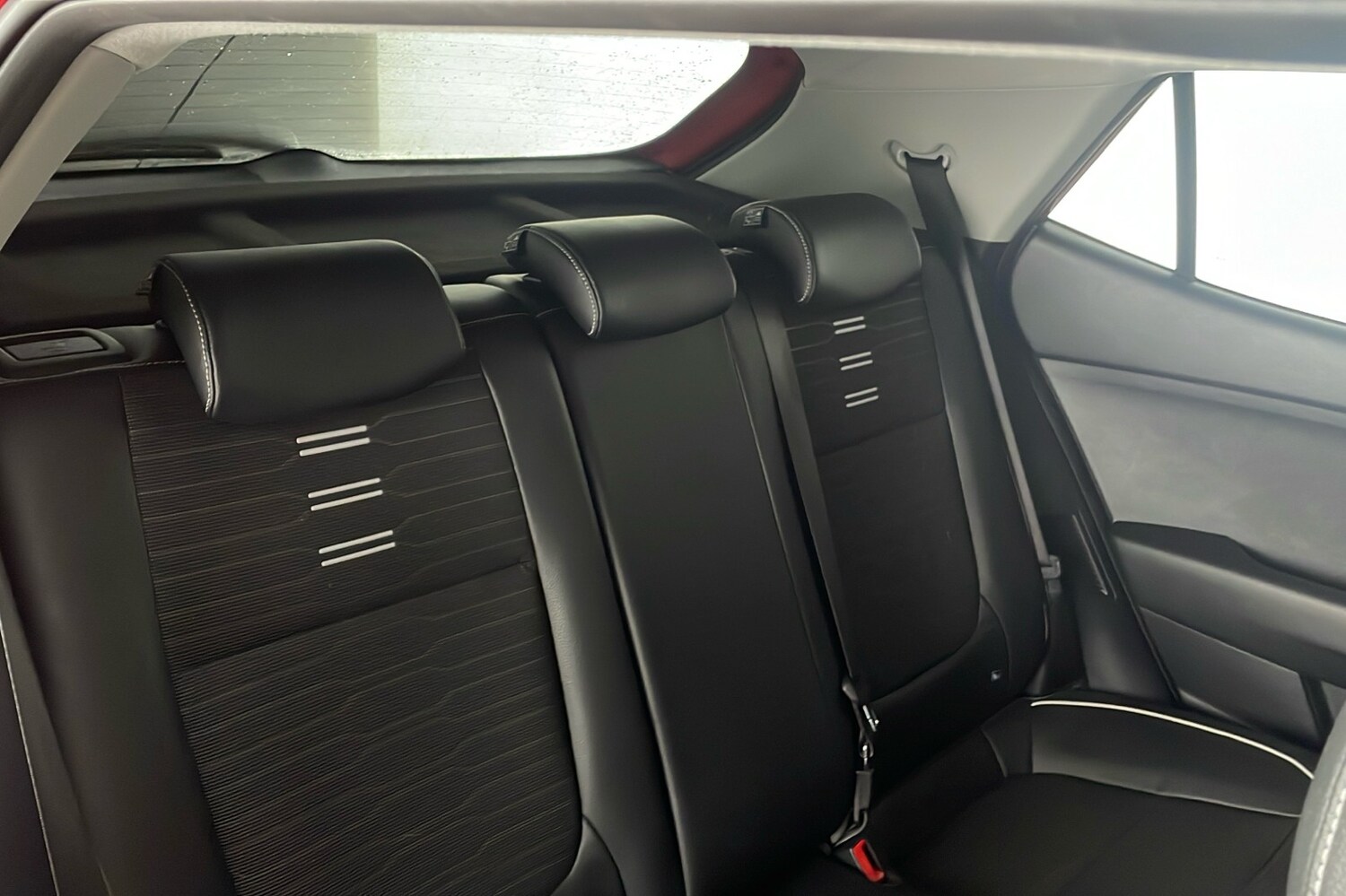 Used Kia Stonic 2022 for sale - 76769088: Photo 11